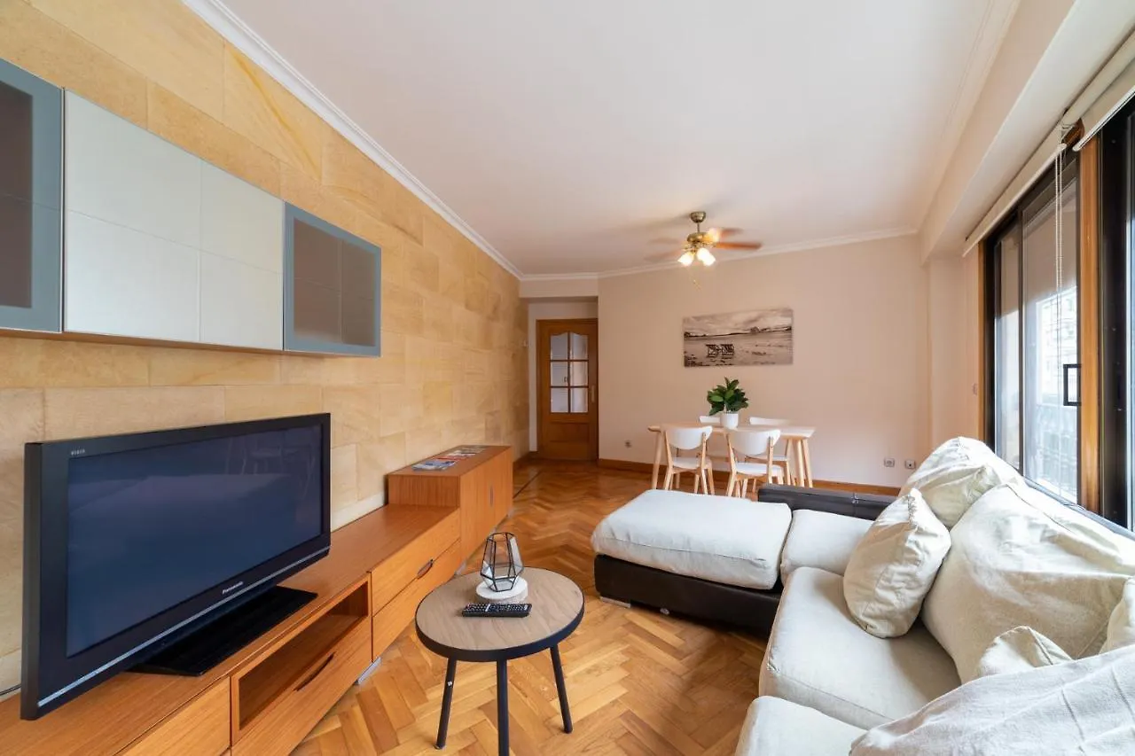 Comfy & Luminous Terrace Apartment San Sebastián 0*,