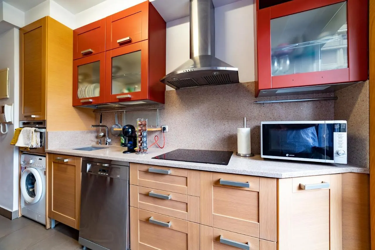 Comfy & Luminous Terrace Apartment San Sebastián Hiszpania